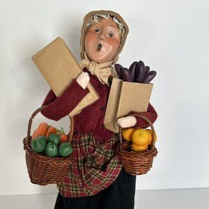 Byers Choice Fall Harvest Thanksgiving Woman buying Baskets of Vegetables 2011